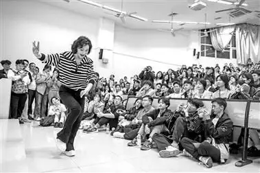 高校美育应与思政教育有效融合