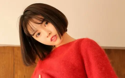 短发美女写真桌面壁纸-美女壁纸-高清美女图片-第7图-娟娟壁纸