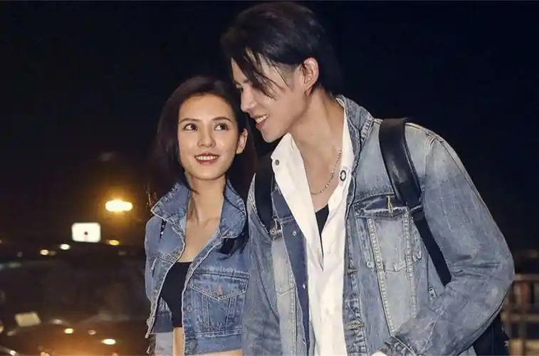 张予曦分手后还关注陈柏融,注意看她的反应,满满都是意难平