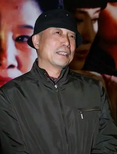 演员孙海英辟谣回国假消息称现在好得很没有特殊情况不会回来