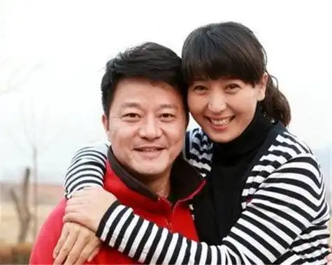 演员闫学晶第二任老公是谁马明东本文共2964字