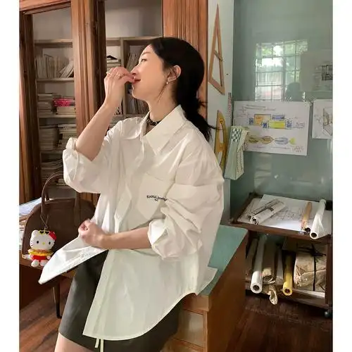 三木社前后刺绣长袖女宽松休闲白衬衣2023秋装衬衫打底衫新品