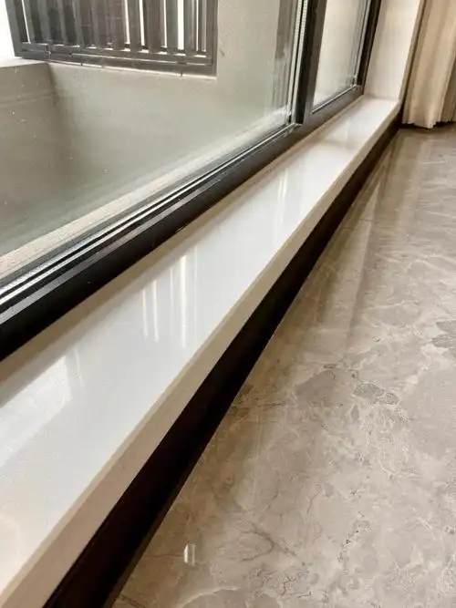 极简风窗台石:师傅的巧妙设计让家居更美观