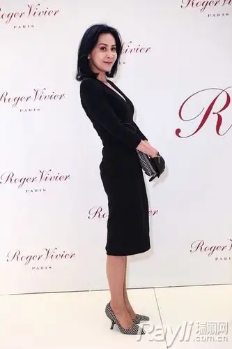 刘嘉玲格纹当道庆rv开业