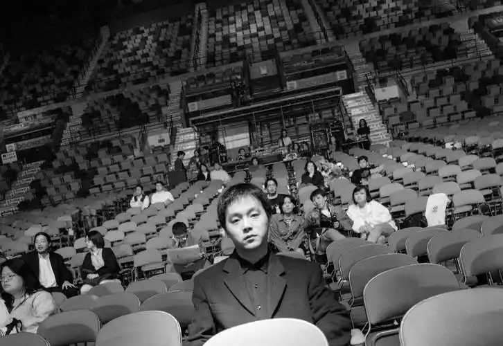 94红磡演唱会冬天里的一把虚火