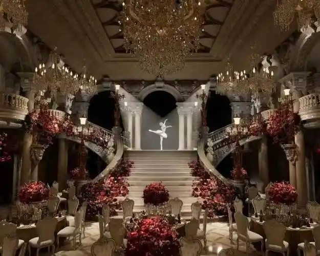 欧式宫廷风格,尽显诗意与典雅,奢靡的雕花图腾衬托古典庄重质感;如