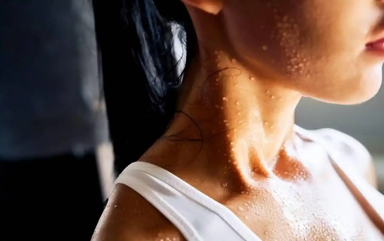 导语:人在开展很多运动后,会非常容易大汗淋漓;在热水泡脚的情况下