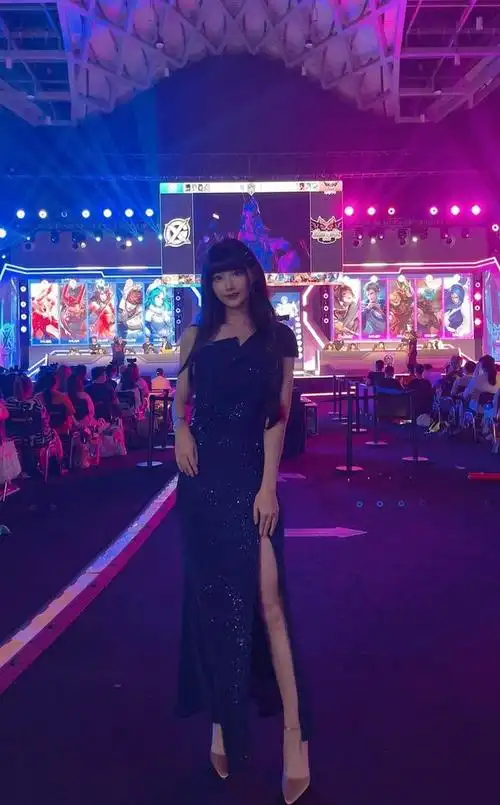 kpl赛事解说琪琪灵儿来了,心动!