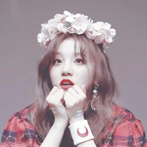 头像壁纸宋雨琦