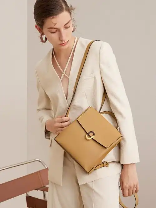 小众包包莫兰迪浅棕色77亚克力07拼接