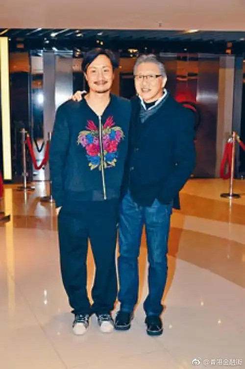 郑东汉老婆是谁,郑东汉和成龙比哪个有钱? 本文共(1006字)