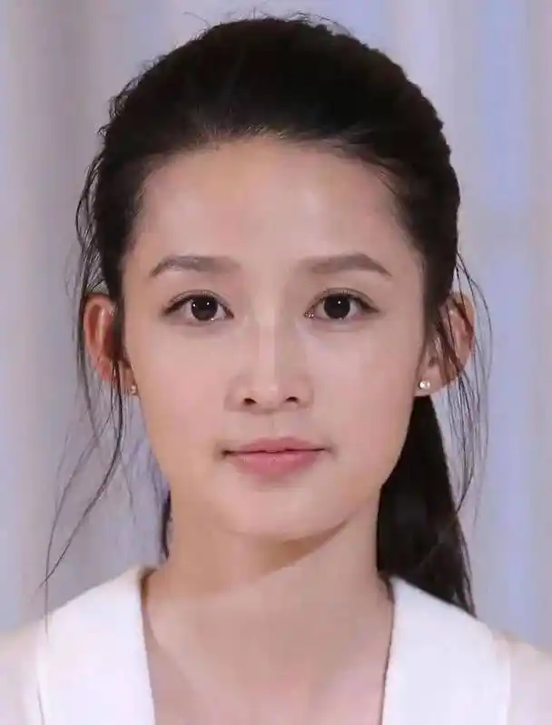 32岁李沁生图曝光:脸部肿胀肤色暗沉,网友质疑打针了_皮肤_状态_人生