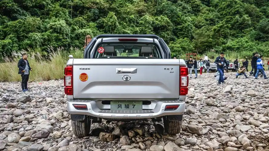 中国皮卡销冠王试958万起售的全新长城风骏7