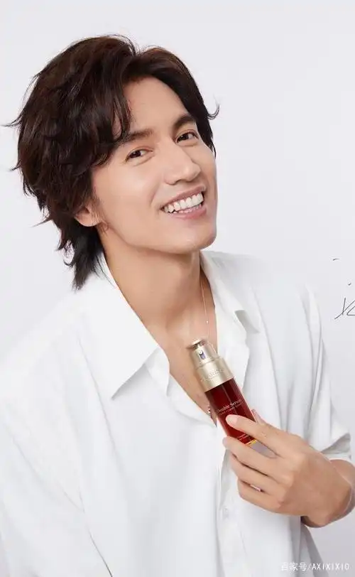 "霸道总裁"鼻祖道明寺!44岁的言承旭为何长相越来越温柔了?