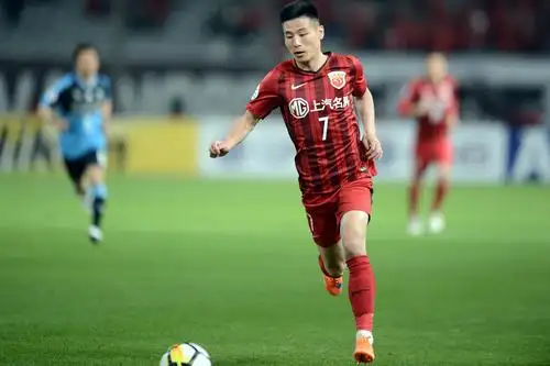 武磊上脚nike mercurial vapor 360 ×"off-white"限量战靴