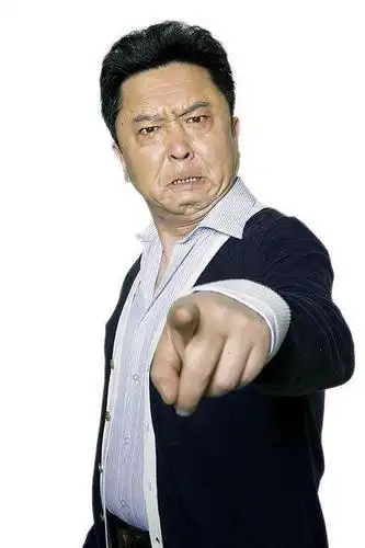 原创于谦调侃王源抽烟人设崩塌,却被质疑蹭热度,引德云女孩幽默回怼