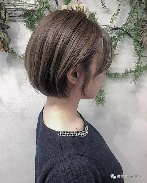 不同的bob短发一样有气质
