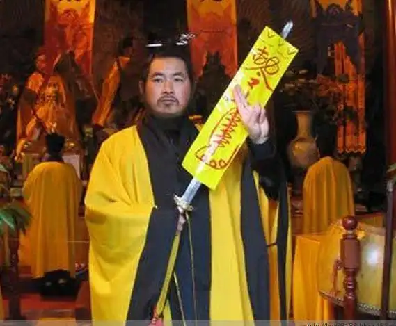 茅山道术既然是一种斩妖除魔,驱鬼赶尸的法术,其中也必然拥有降妖灭鬼