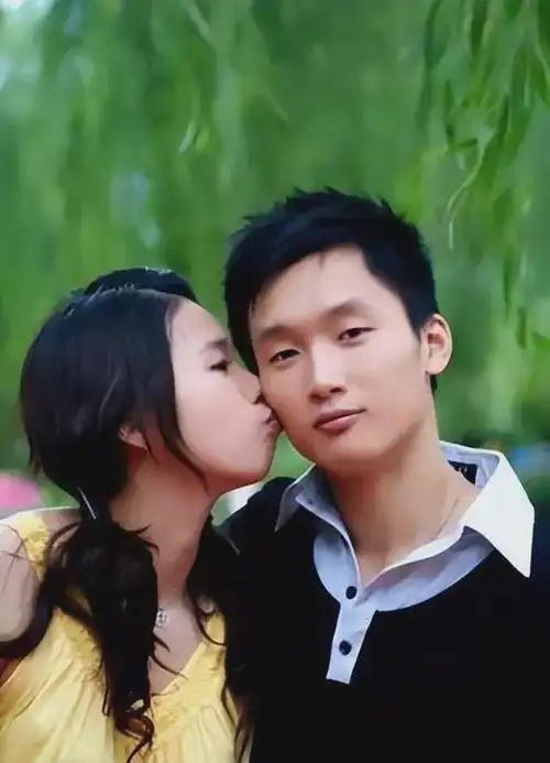 田卿和赵芸蕾搭档成就女双神话却抢了对方男友如今是副处级