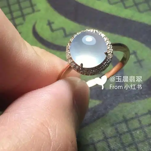 18k金镶嵌翡翠定制  #翡翠蛋面  #翡翠戒指  #戒指  #18k金镶嵌翡翠