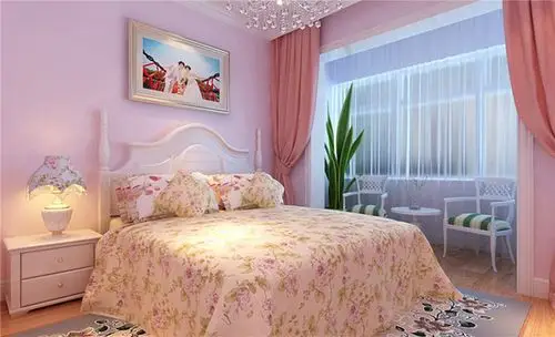 欧式田园风格主卧室装修效果图-欧式风格床头柜图片