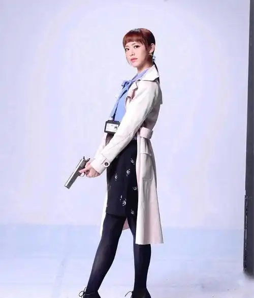 《反黑路人甲》(前名:《极道怪咖》),剧集由王浩信,张振朗,冯盈盈