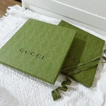 古驰 围巾  男女中性款  gg图案提花 围巾预售代购 礼盒绿色白色随机