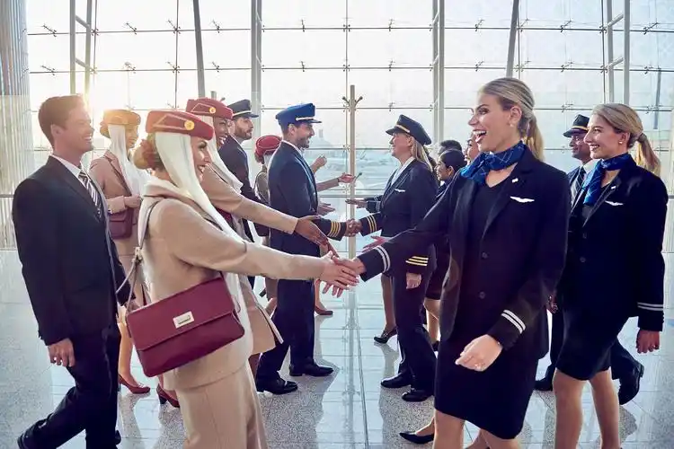 阿联酋航空与美联航签订全新协议扩大市场占有率_航空要闻_资讯_航空