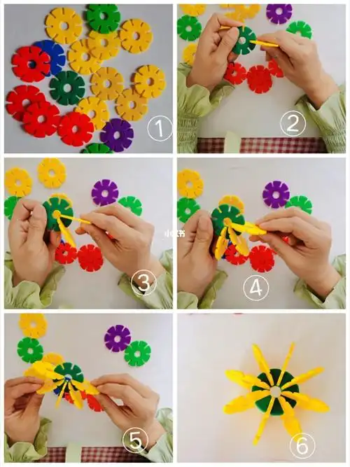 幼儿园建构区雪花片拼插花朵步骤图