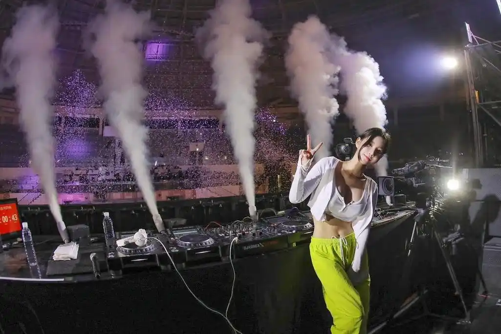 盘点韩国五大美女dj,各种风格一应俱全!
