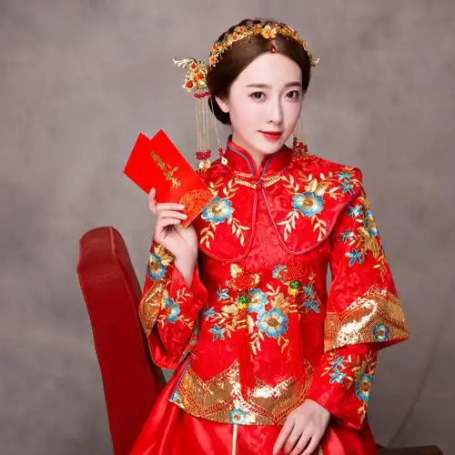 2017新款新娘装秀禾服龙凤褂长款旗袍女装婚纱礼服厂家直销爆款图片