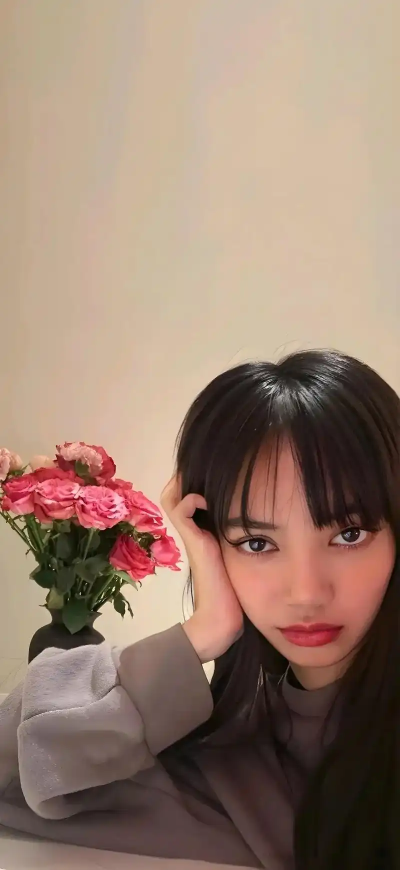 lisa壁纸.#lisa #lisa壁纸 #壁纸 - 抖音