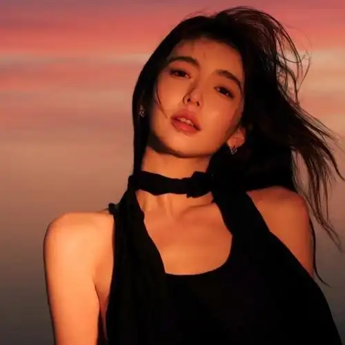 女生唯美思念头像 高清好看唯美伤感的思念专属头像女生图片_女生头像