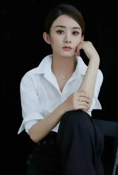 以及众多网友的投票支持,获得了冯导组的第一名,之后并在冯导拍摄的