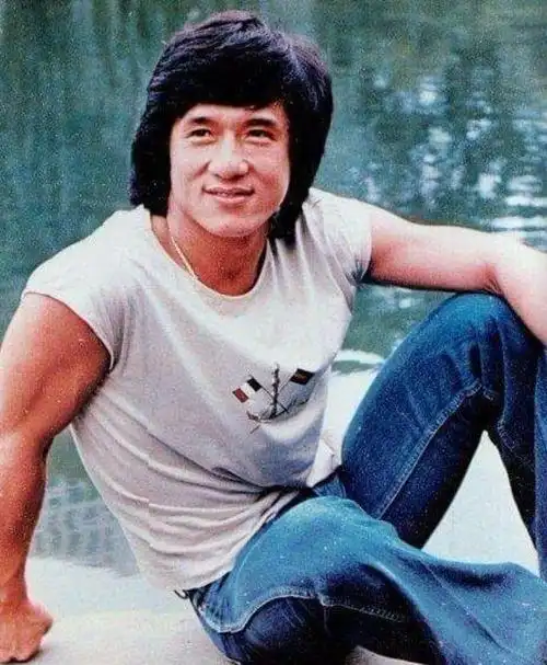 成龙有多少钱有多少资产