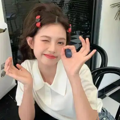 清纯甜美阳光女生头像,仙女往事撞了满怀