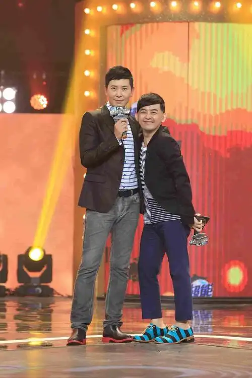 隐藏2王中王之夜黄子佼换位模唱惊艳全场