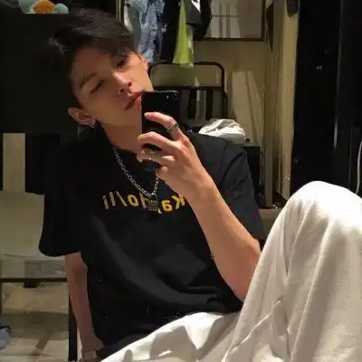 潮流个性真人男头高清图片合集ins高级风帽子男生头像图片大全