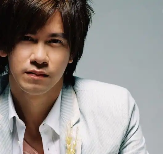 李圣杰经纪人演出公司15201879909