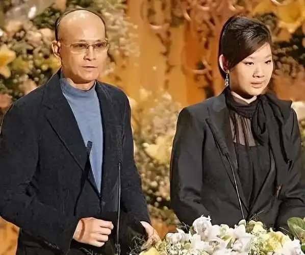 郑少秋人人喊打的渣男偏心的他只疼爱与官晶华所生的两个女儿