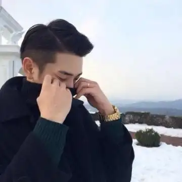 成熟男人头像高清真实照片