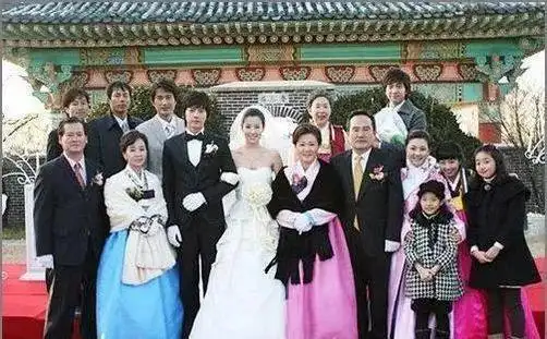 是由2006年kbs出品,由金惠善,李泰兰,崔贞媛,申智秀,高株元,朴海镇