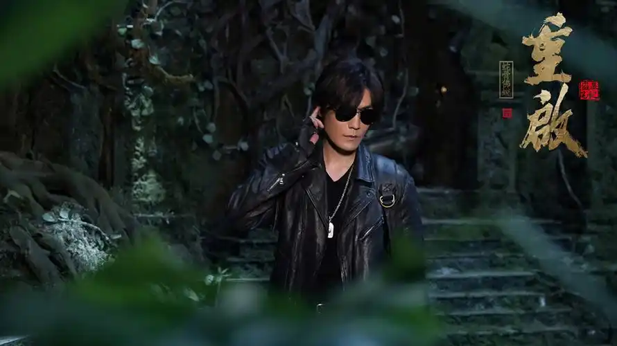 重启之蛇骨佛蜕上映季晨化身打工人黑眼镜再战九头蛇柏