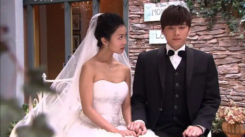 真爱谎言剧照-电视指南