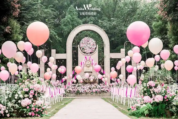 户外气球婚礼现场图片_现场布置-找我婚礼