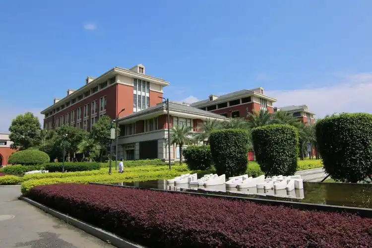 福建福清文光中学