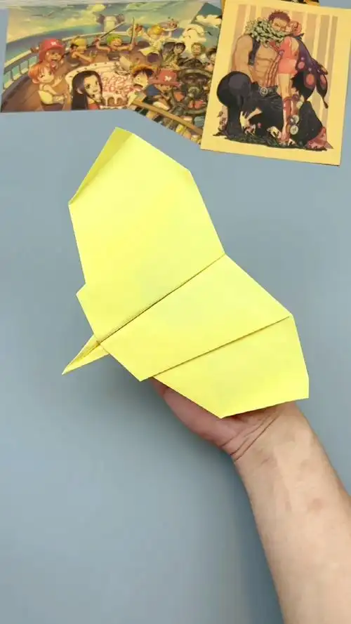 蜂鸟回旋纸飞机-超有趣,在空中盘旋还能回到手里