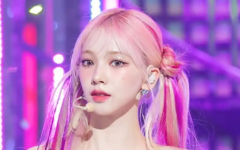 柳智敏粉色挑染双马尾怼脸!230514人气歌谣 aespa新歌spicy现场