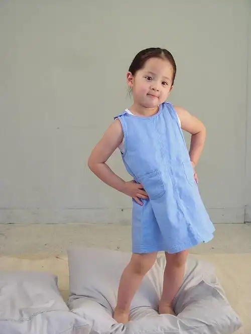 欧阳妮妮小时候漂亮