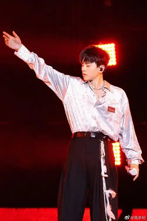 流水纪乐评##张杰未live曜北斗巡回演唱会